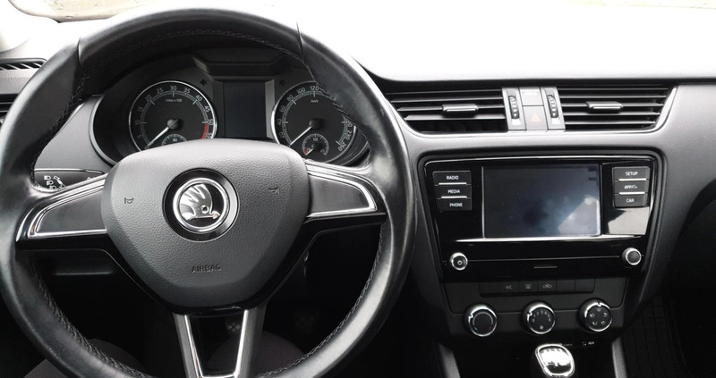 Skoda Octavia cena 39000 przebieg: 242432, rok produkcji 2017 z Podkowa Leśna małe 154